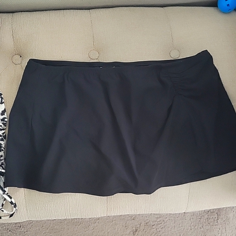 Lands End Mini Swim Skirt, Size 8, Black